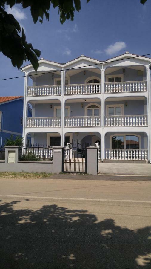 Apartman Janja Porec Ngoại thất bức ảnh