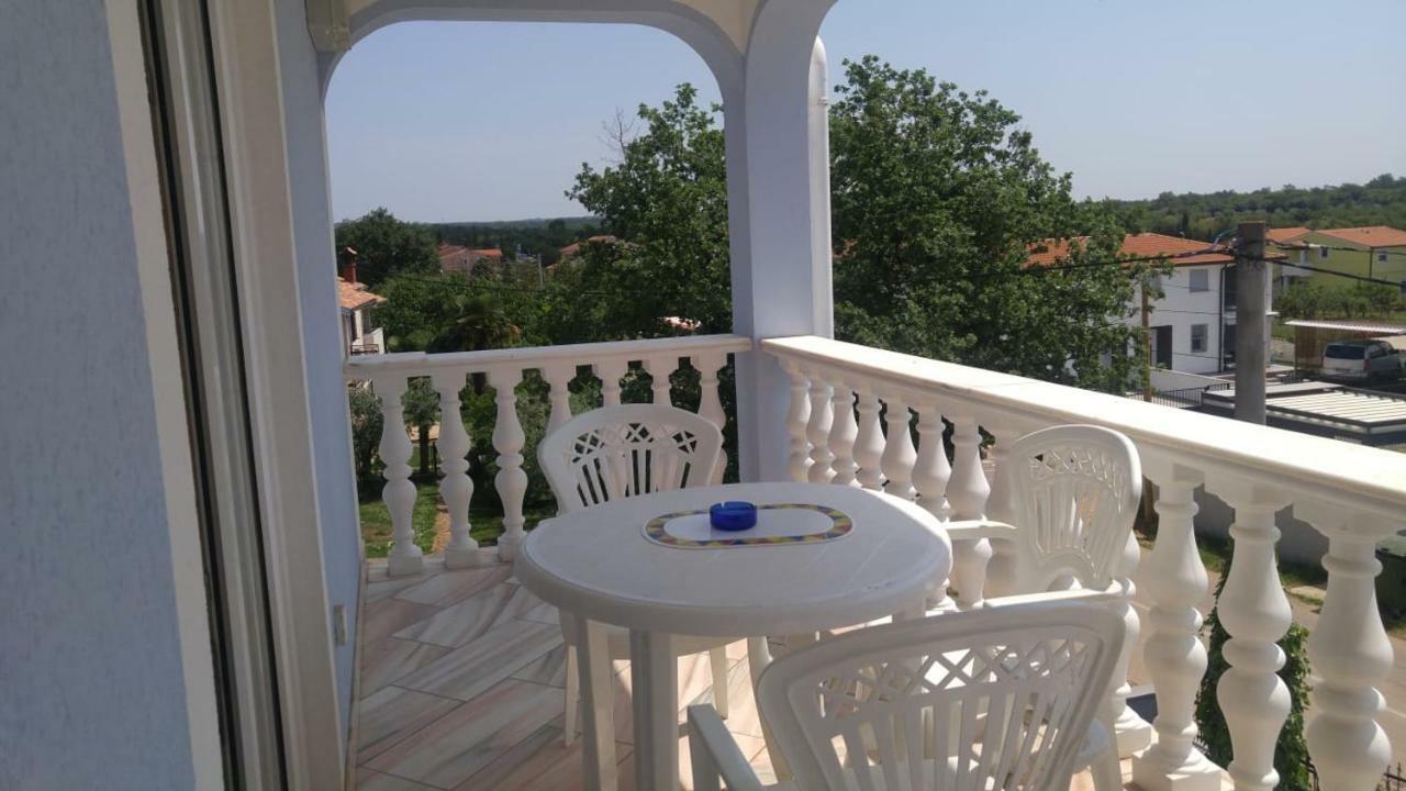 Apartman Janja Porec Ngoại thất bức ảnh